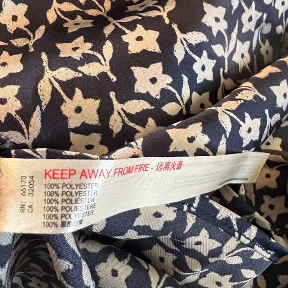 Free People On Our Radar
Slip Dress Navy size XL - Picture 6 of 8